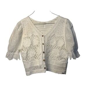 Q2 Crochet Cardigan Medium Floral Eyelet Puff Sleeve Boho Romantic Top Womens